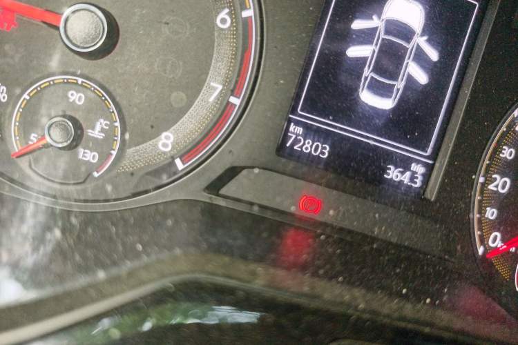 Used Volkswagen Bora 2019 280TSI DSG Elite Model Odometer Close Up