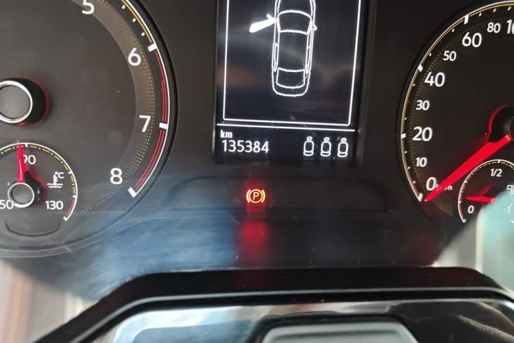 Used Volkswagen Bora 2019 1.5L Automatic Elite Version Odometer Close Up