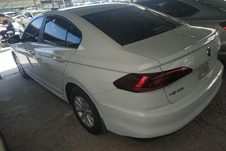 Used Volkswagen Bora 2019 Revised Version 1.5L Manual Fashion Edition China VI Standard Rear Left 45 Deg