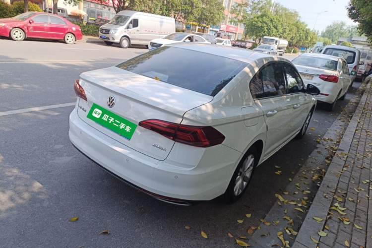 Used Volkswagen Bora 2019 1.5L Automatic Comfort Model Rear Right 45 Deg