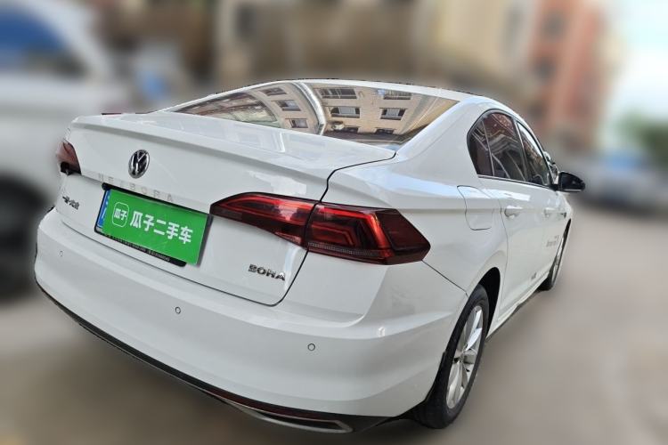 Used Volkswagen Bora 2019 1.5L Automatic Elite Version Rear Right 45 Deg
