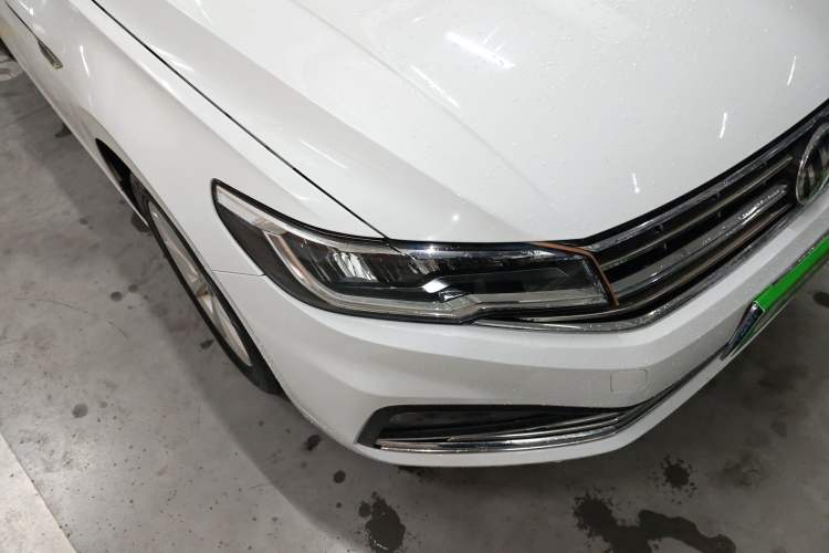 Used Volkswagen Bora 2019 1.5L Automatic Elite Version Right Front Headlight