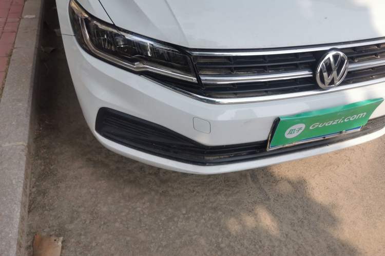 Used Volkswagen Bora 2019 Revised Version 1.5L Automatic Fashionable Style China VI Right Front Headlight