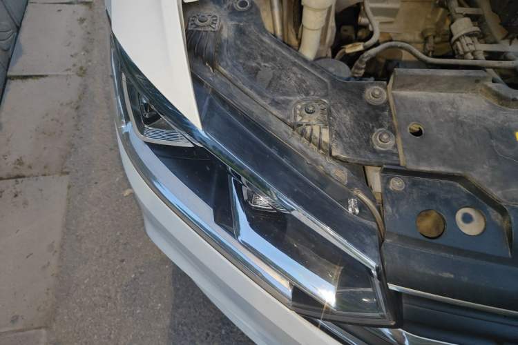 Used Volkswagen Bora 2019 Bora·Legend 1.5L Automatic Fashion Edition China VI Standard Right Front Headlight