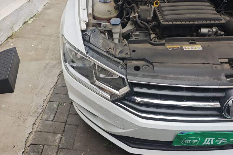 Used Volkswagen Bora 2019 Facelift Bora·Legend 1.5L Automatic Fashion Edition China VI Standard Right Front Headlight