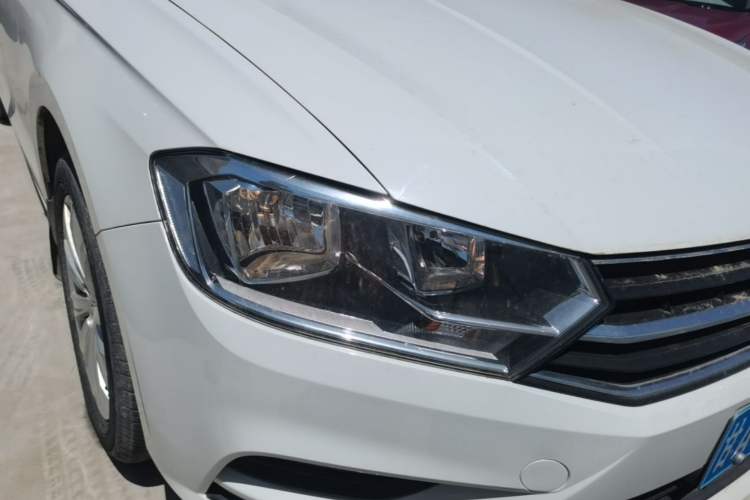 Used Volkswagen Bora 2019 Facelift Bora·Legend 1.5L Automatic Fashion Edition China VI Standard Right Front Headlight