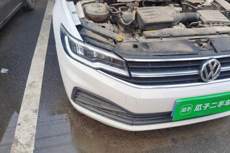 Used Volkswagen Bora 2019 1.5L Automatic Fashion Model Right Front Headlight