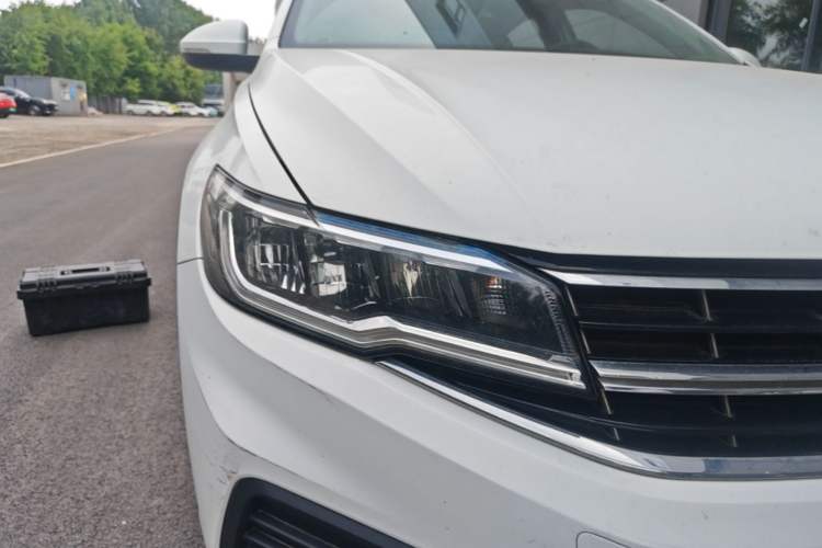 Used Volkswagen Bora 2019 1.5L Automatic Fashion Model Right Front Headlight