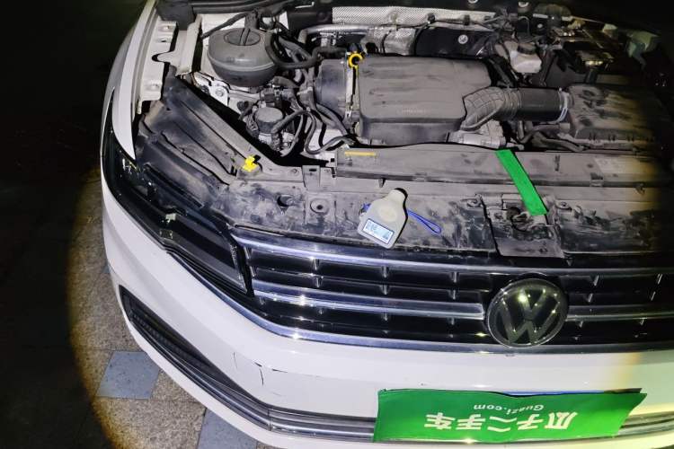 Used Volkswagen Bora 2019 Revised Version 1.5L Automatic Elite Edition China VI Standard Right Front Headlight