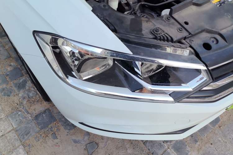 Used Volkswagen Bora 2019 Bora·Legend 1.5L Automatic Fashion Edition China VI Standard Right Front Headlight