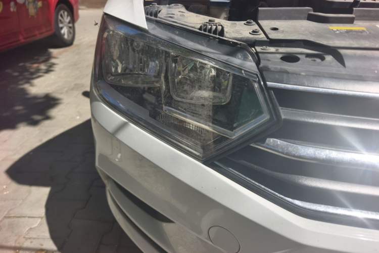 Used Volkswagen Bora 2019 Bora·Legend 1.5L Automatic Fashion Edition China V Standard Right Front Headlight