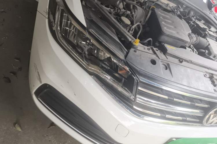 Used Volkswagen Bora 2019 Revised Version 1.5L Automatic Fashionable Style China VI Right Front Headlight