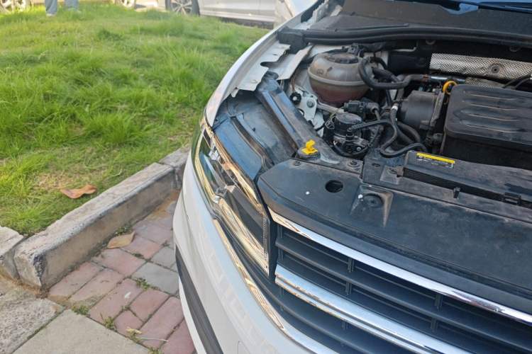 Used Volkswagen Bora 2019 1.5L Automatic Fashion Model Right Front Headlight