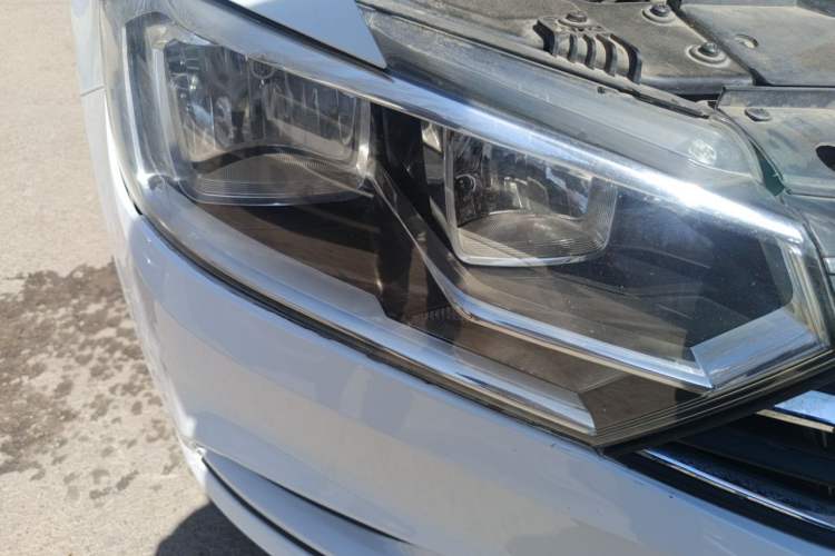 Used Volkswagen Bora 2019 Facelift Bora·Legend 1.5L Automatic Fashion Edition China VI Standard Right Front Headlight