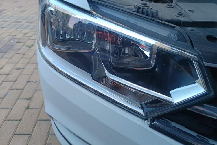 Used Volkswagen Bora 2019 Facelift Bora·Legend 1.5L Automatic Fashion Edition China VI Standard Right Front Headlight