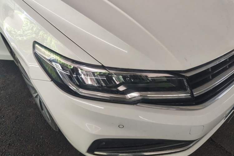Used Volkswagen Bora 2019 Revised Version 280TSI DSG Luxury Edition China VI Standard Right Front Headlight