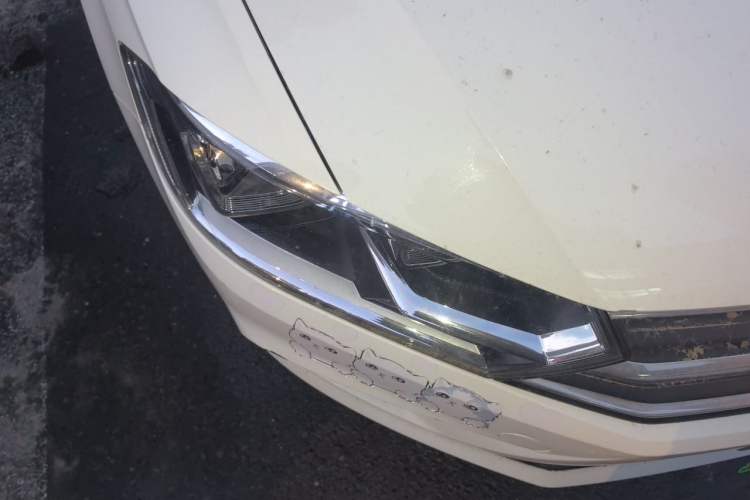 Used Volkswagen Bora 2019 Bora Legend 1.5L Manual Fashion Edition China VI Standard Right Front Headlight