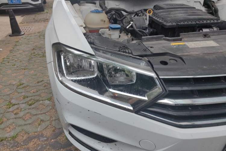 Used Volkswagen Bora 2019 Facelift Bora·Legend 1.5L Automatic Fashion Edition China VI Standard Right Front Headlight