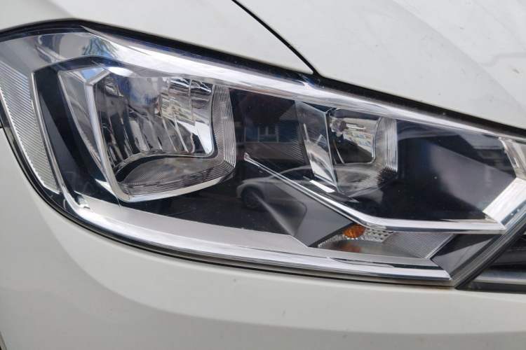 Used Volkswagen Bora 2019 Facelift Bora·Legend 1.5L Automatic Fashion Edition China VI Standard Right Front Headlight