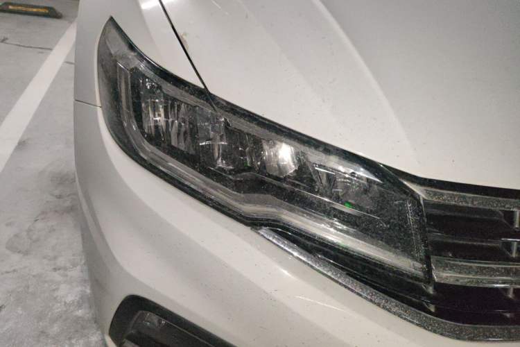 Used Volkswagen Bora 2019 1.5L Manual Comfort Version Right Front Headlight