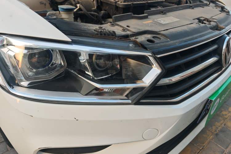 Used Volkswagen Bora 2019 Facelift Bora·Legend 1.5L Automatic Fashion Edition China VI Standard Right Front Headlight