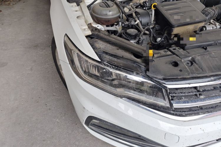 Used Volkswagen Bora 2019 Revised Version 1.5L Automatic Elite Edition China VI Standard Right Front Headlight