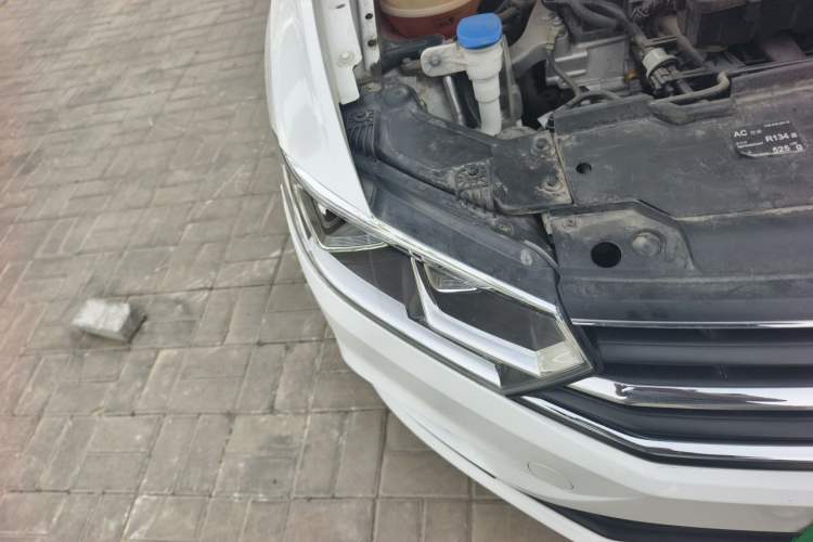Used Volkswagen Bora 2019 Facelift Bora·Legend 1.5L Automatic Fashion Edition China VI Standard Right Front Headlight