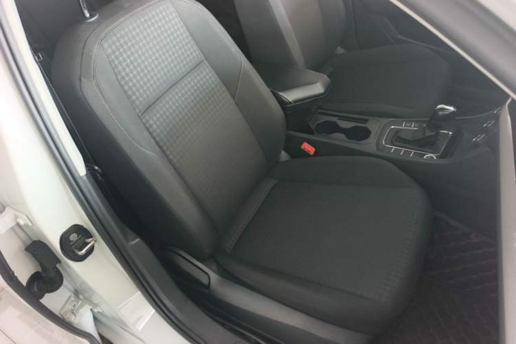 Used Volkswagen Bora 2019 Revised Version 1.5L Automatic Fashionable Style China VI Right Front Seat