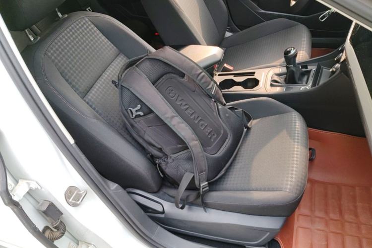 Used Volkswagen Bora 2019 Revised Version 1.5L Manual Fashion Edition China VI Standard Right Front Seat