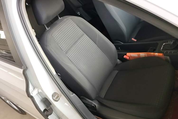 Used Volkswagen Bora 2019 Revised Version 1.5L Automatic Fashionable Style China VI Right Front Seat