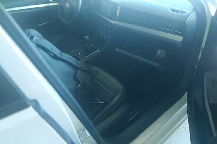 Used Volkswagen Bora 2019 Revised Version 1.5L Manual Fashion Edition China VI Standard Right Front Seat