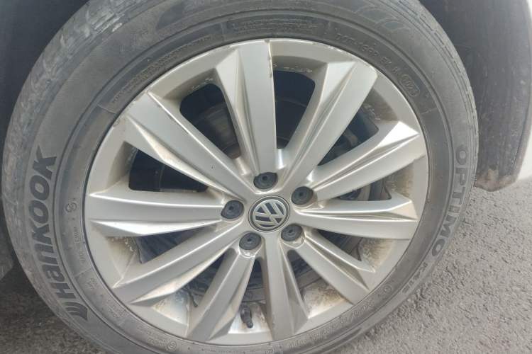 Used Volkswagen Bora 2019 Facelift Bora·Legend 1.5L Manual Fashion Edition China VI Standard Right Front Wheel Hub