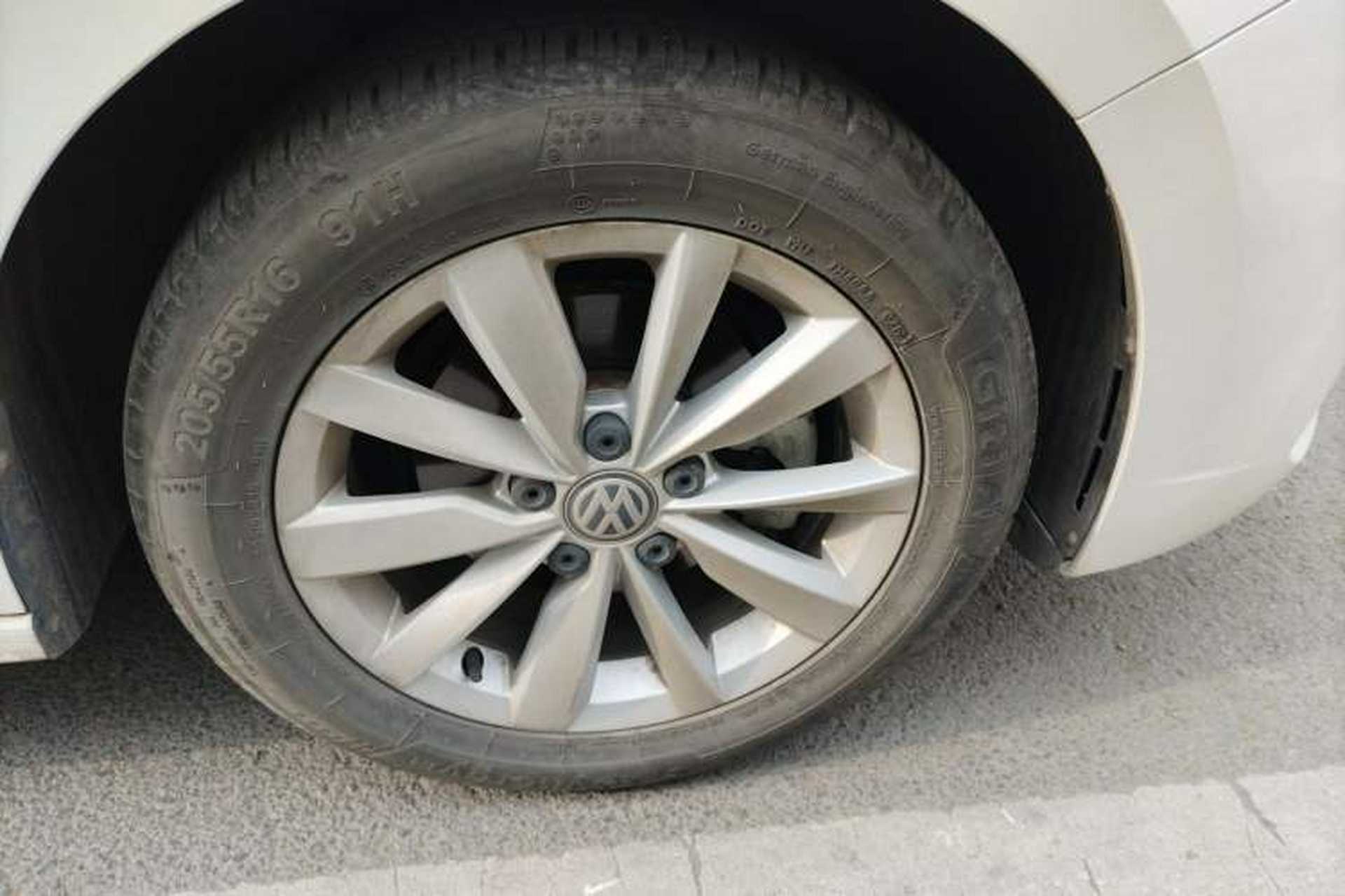 Used Volkswagen Bora 2019 Revised Version 1.5L Automatic Elite Edition China VI Standard Right Front Wheel Hub