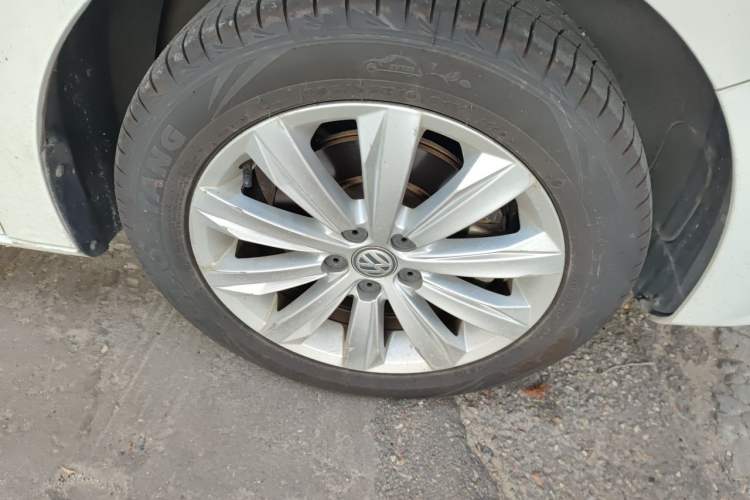 Used Volkswagen Bora 2019 Bora·Legend 1.5L Automatic Fashion Edition China VI Standard Right Front Wheel Hub