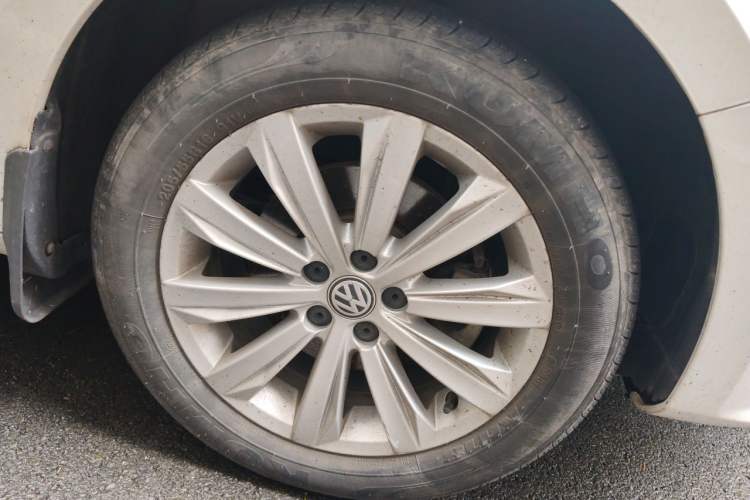 Used Volkswagen Bora 2019 Bora·Legend 1.5L Automatic Fashion Edition China V Standard Right Front Wheel Hub