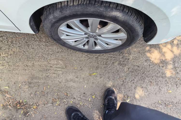 Used Volkswagen Bora 2019 Bora Legend 1.5L Manual Fashion Edition China VI Standard Right Front Wheel Hub