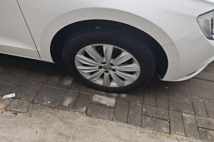 Used Volkswagen Bora 2019 Facelift Bora·Legend 1.5L Automatic Fashion Edition China VI Standard Right Front Wheel Hub