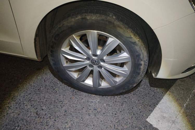 Used Volkswagen Bora 2019 Bora Legend 1.5L Manual Fashion Edition China VI Standard Right Front Wheel Hub