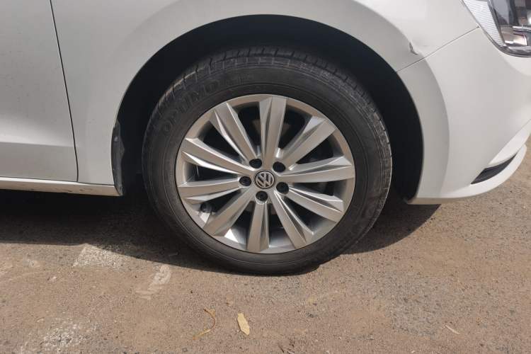 Used Volkswagen Bora 2019 Facelift Bora·Legend 1.5L Automatic Fashion Edition China VI Standard Right Front Wheel Hub
