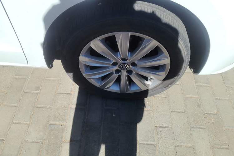Used Volkswagen Bora 2019 Bora Legend 1.5L Manual Fashion Edition China VI Standard Right Front Wheel Hub