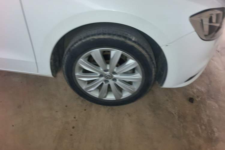 Used Volkswagen Bora 2019 Facelift Bora·Legend 1.5L Automatic Fashion Edition China VI Standard Right Front Wheel Hub