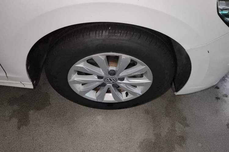 Used Volkswagen Bora 2019 1.5L Automatic Fashion Model Right Front Wheel Hub