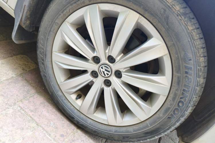 Used Volkswagen Bora 2019 Bora·Legend 1.5L Automatic Fashion Edition China VI Standard Right Front Wheel Hub