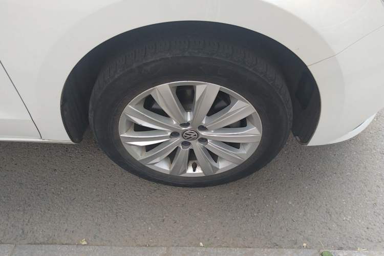 Used Volkswagen Bora 2019 Facelift Bora·Legend 1.5L Automatic Fashion Edition China VI Standard Right Front Wheel Hub