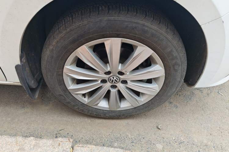 Used Volkswagen Bora 2019 Bora·Legend 1.5L Manual Fashion Edition China V Standard Right Front Wheel Hub