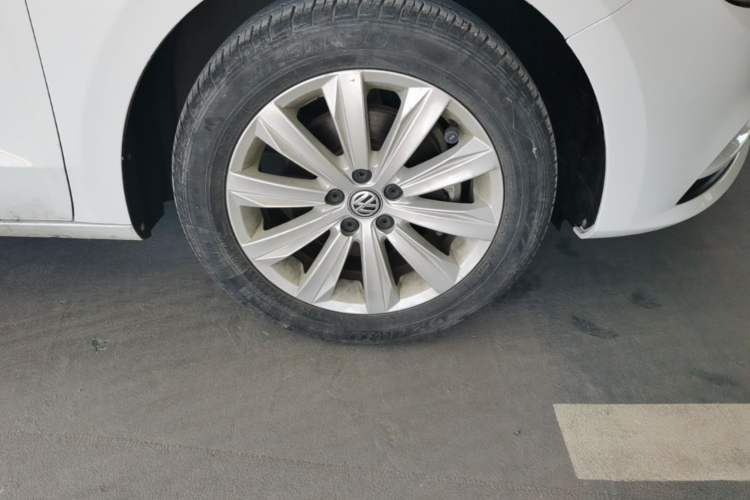 Used Volkswagen Bora 2019 Bora·Legend 1.5L Automatic Fashion Edition China V Standard Right Front Wheel Hub