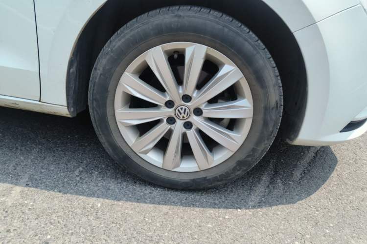 Used Volkswagen Bora 2019 Bora·Legend 1.5L Automatic Fashion Edition China VI Standard Right Front Wheel Hub
