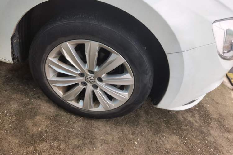 Used Volkswagen Bora 2019 Facelift Bora·Legend 1.5L Automatic Fashion Edition China VI Standard Right Front Wheel Hub