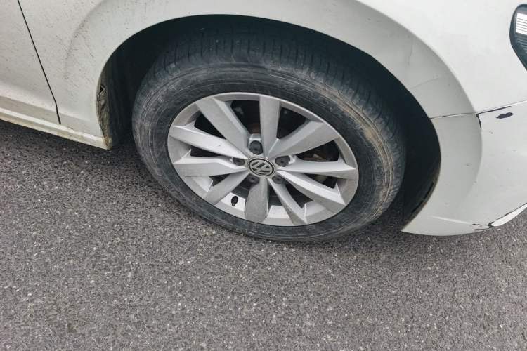 Used Volkswagen Bora 2019 Revised Version 1.5L Manual Comfort Edition China VI Standard Right Front Wheel Hub