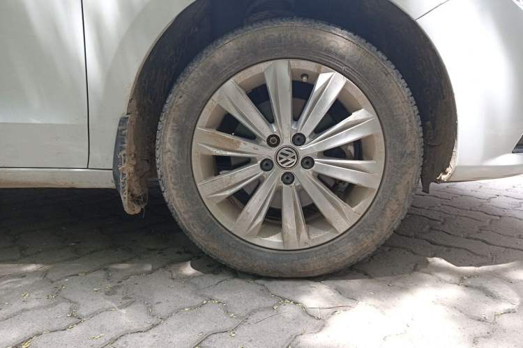 Used Volkswagen Bora 2019 Bora Legend 1.5L Manual Fashion Edition China VI Standard Right Front Wheel Hub